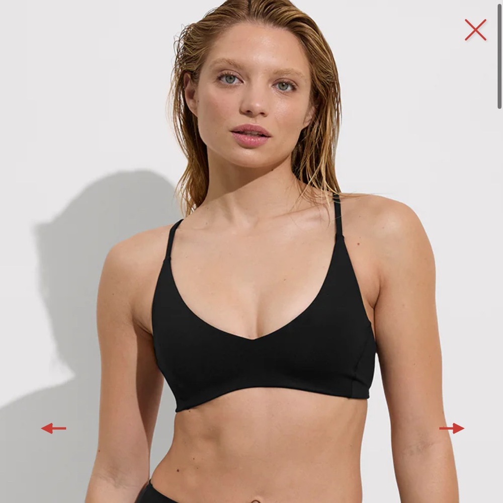 LEFT ON FRIDAY Sunday Top, Jet Black, Size L